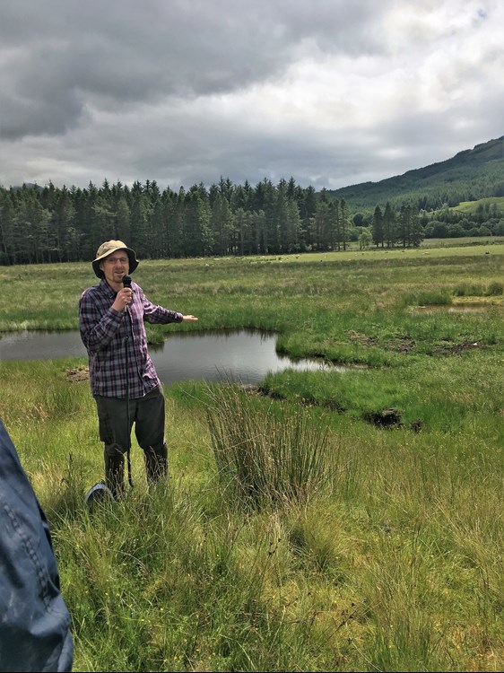 pointing out fluke management