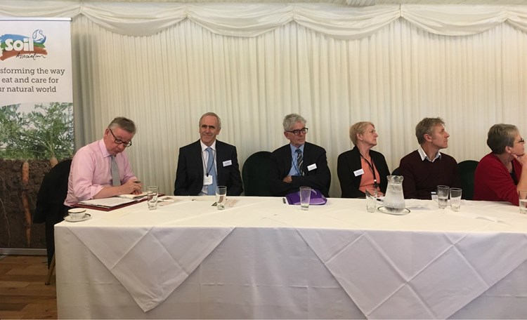 Gove at meeting