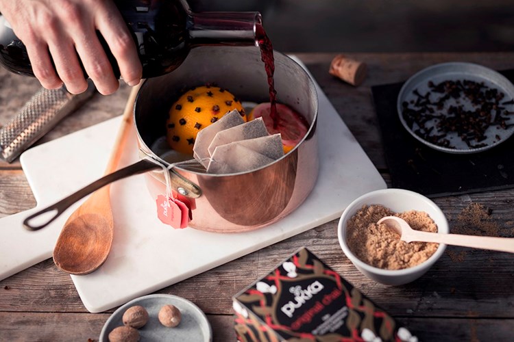 vanilla chai mulled wine