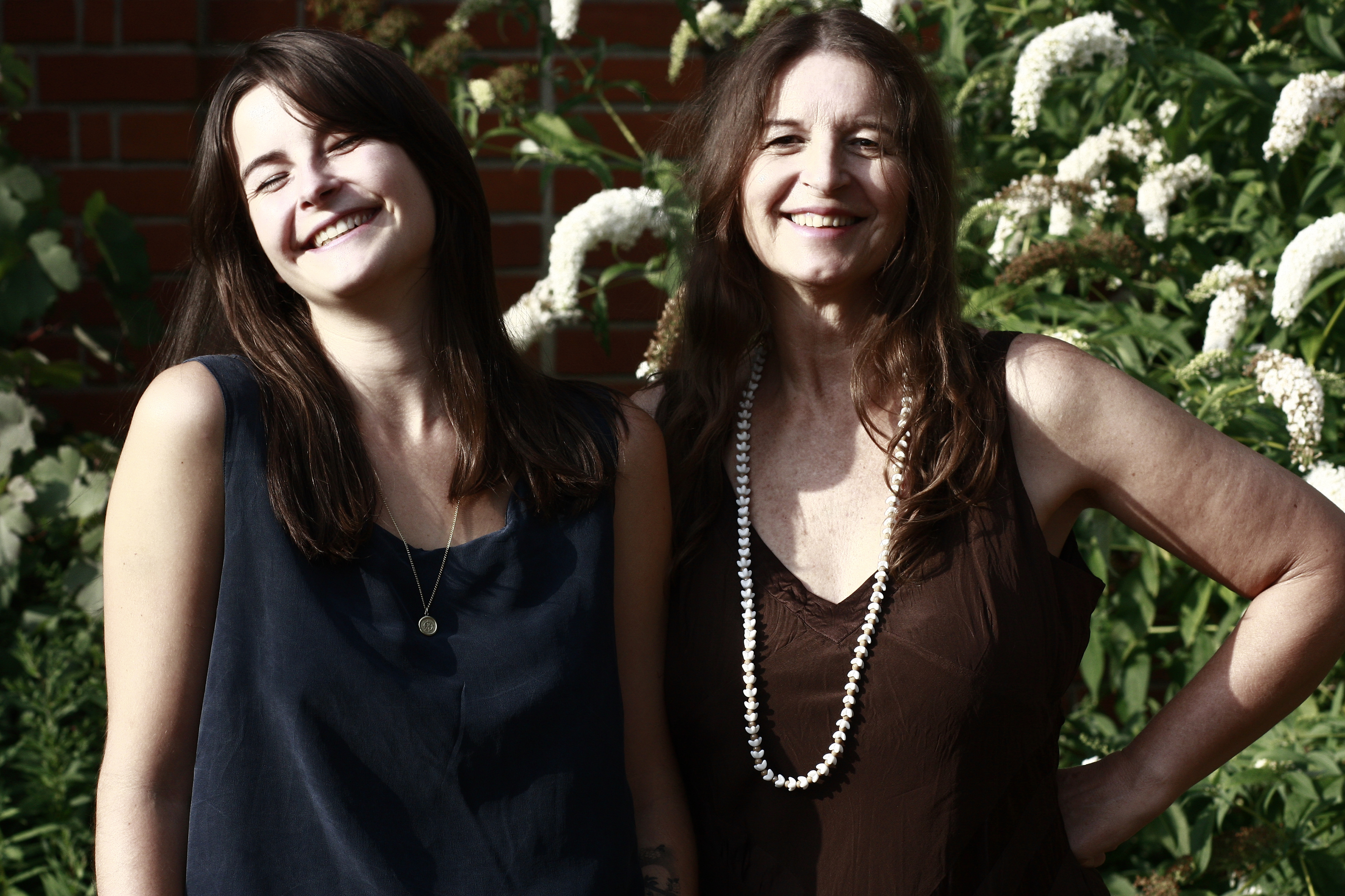 Natasha and Julie Lawless (Source: Aqua Oleum)