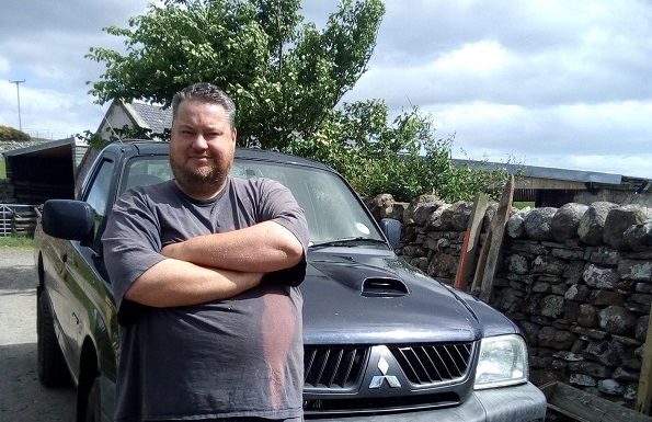 graeme-bethune-sheep-farming-knitting-yarn_scotland