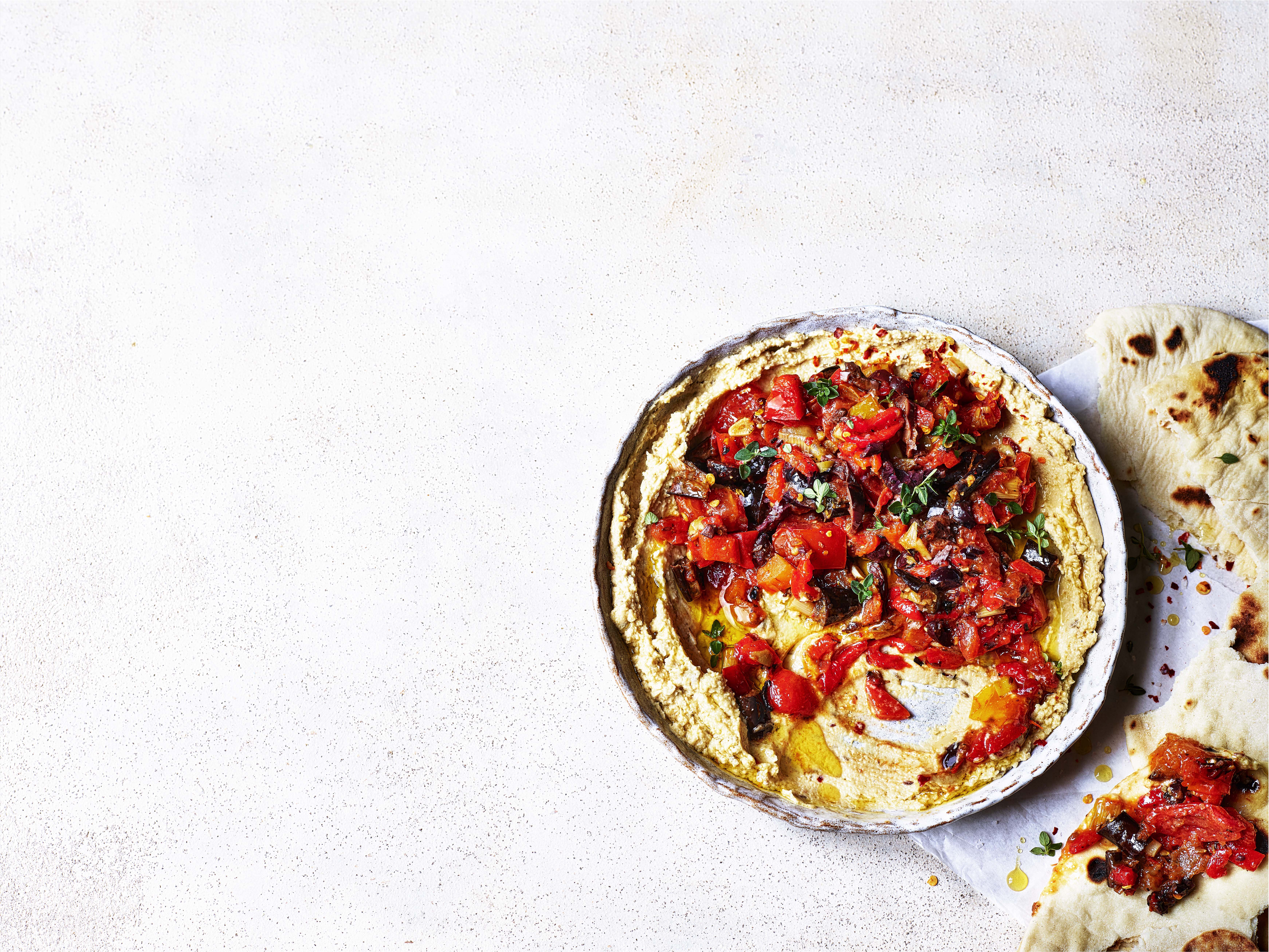 Shakshuka Hummus with Spelt Flatbread