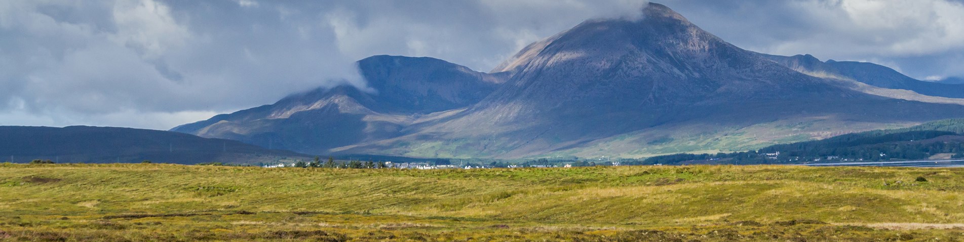 Glen and mountain Scotland - Shutterstock.jpg