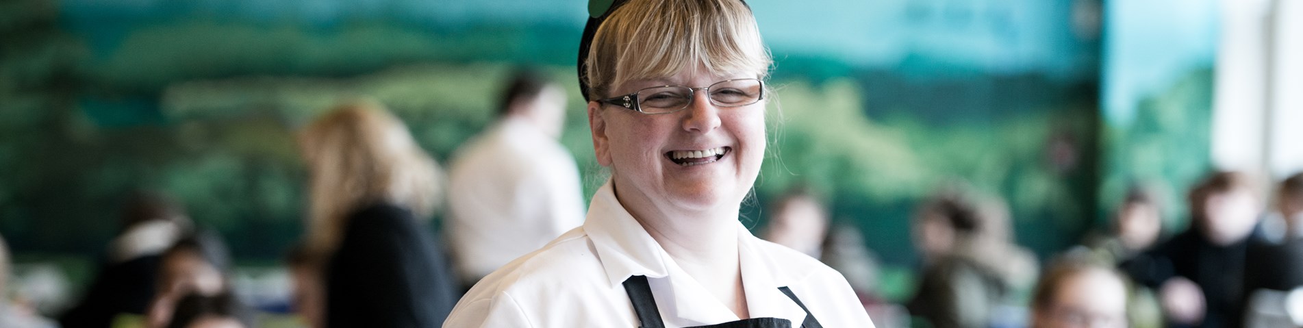 Food for Life Scotland Currie High catering staff dining hall school lunch Scotland school cook tray - Credit Nicola Bald.jpg