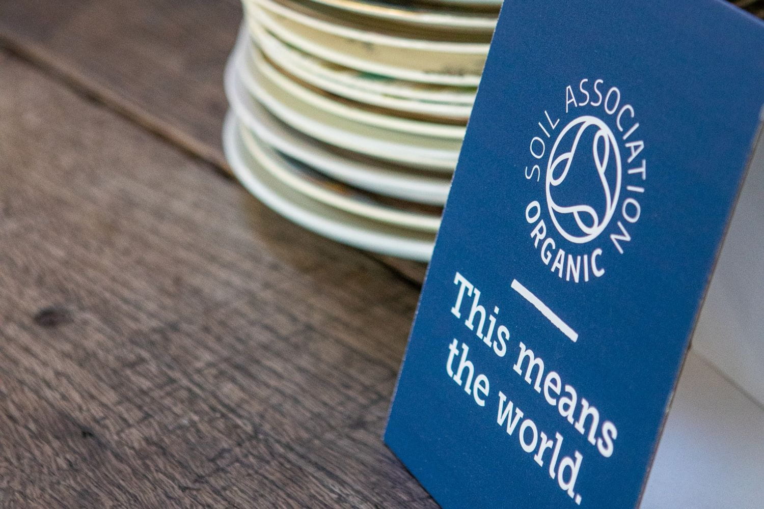 plates_signage_yeo_valley_content_organic_17.05.22.jpg