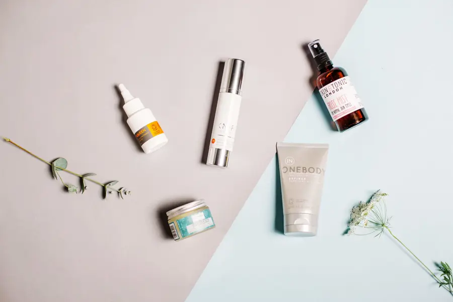 beauty-products-flower-flatlay